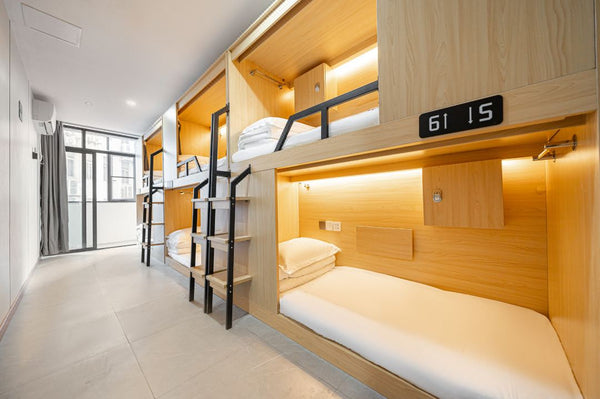 Dengba Inn (The Bund Nanjing East Road Branch)