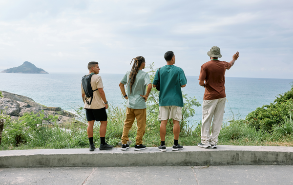 Exclusive link for three-day English tour guide